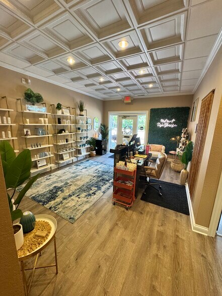 More Photos Of 1003-1005 Washington St, Grafton Storefront Retail Office For Lease