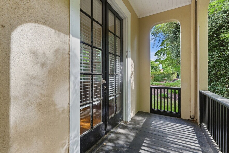More Photos Of 916 Bromley Rd, Charlotte Apartments For Sale