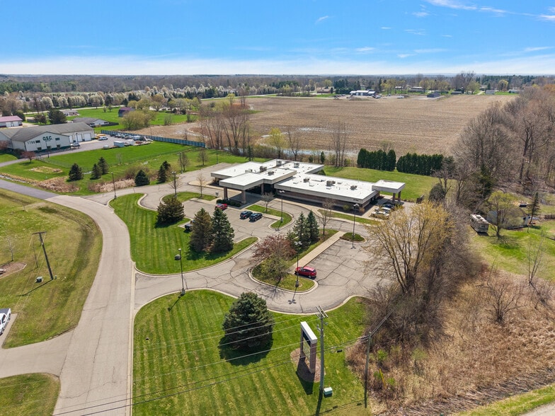 Primary Photo Of 1794 N Lapeer Rd, Lapeer Medical For Sale