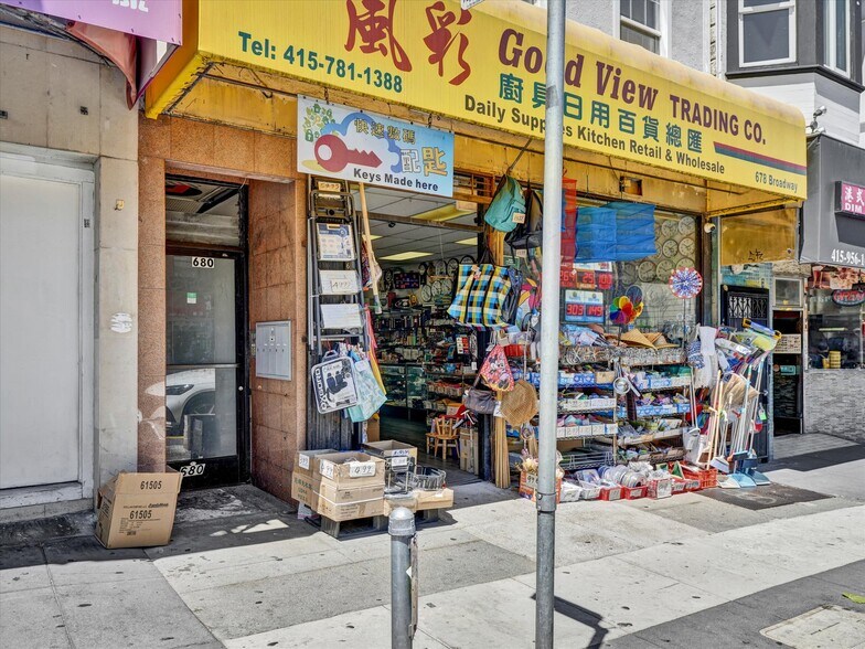More Photos Of 678 Broadway, San Francisco Storefront Retail Residential For Sale
