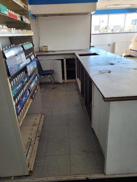 More Photos Of 1410 W Main St, Sun Prairie Convenience Store For Sale