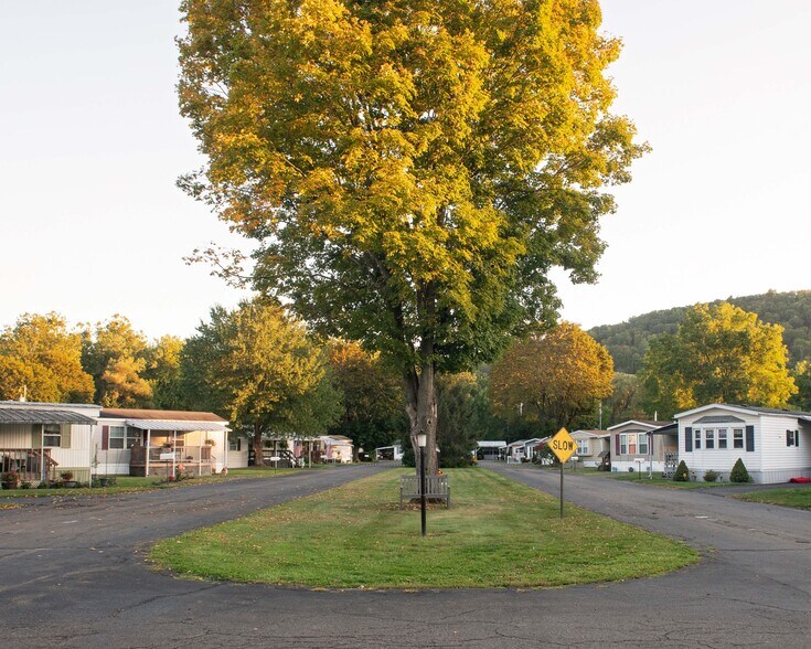 More Photos Of 34 Breesport Rd, Horseheads Manufactured Housing Mobile Home Park For Sale