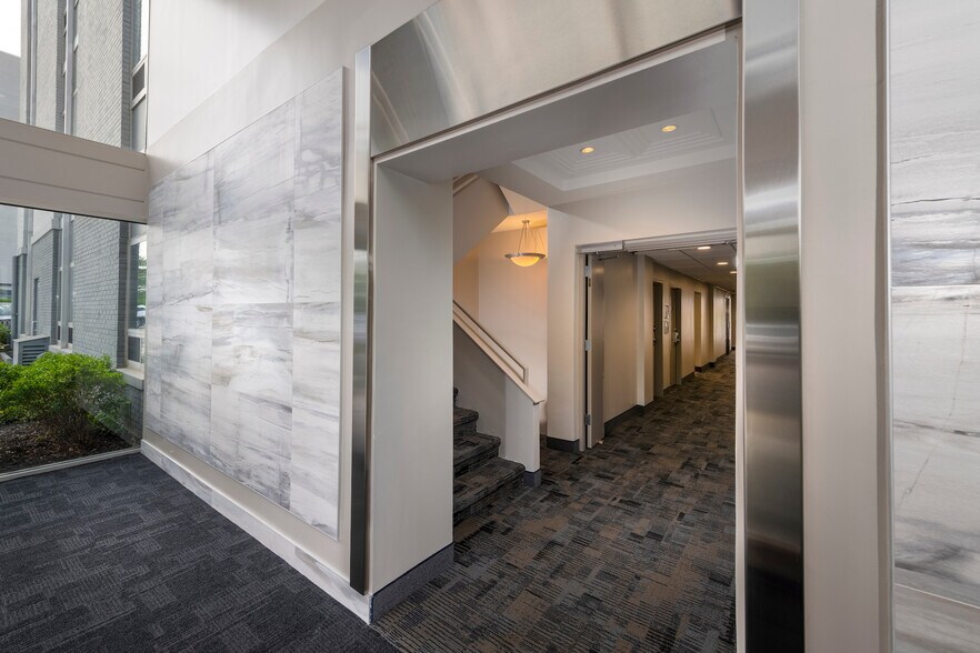 More Photos Of 200 E Joppa Rd, Towson Office For Lease