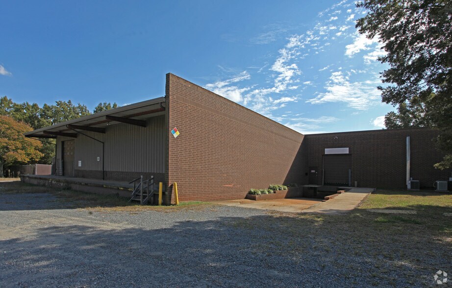 More Photos Of 6824 Wilgrove Mint Hill Rd, Mint Hill Light Distribution For Lease