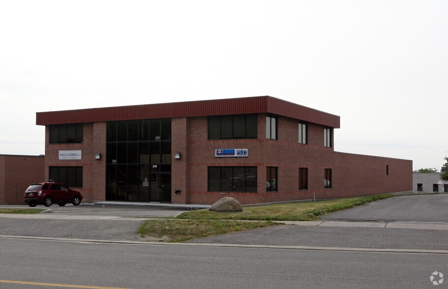 More Photos Of 230 Watline Ave, Mississauga Flex For Lease