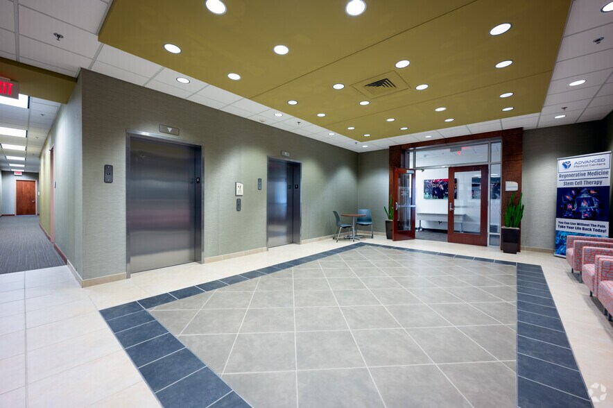 More Photos Of 15521 Midlothian Tpke, Midlothian Office For Lease