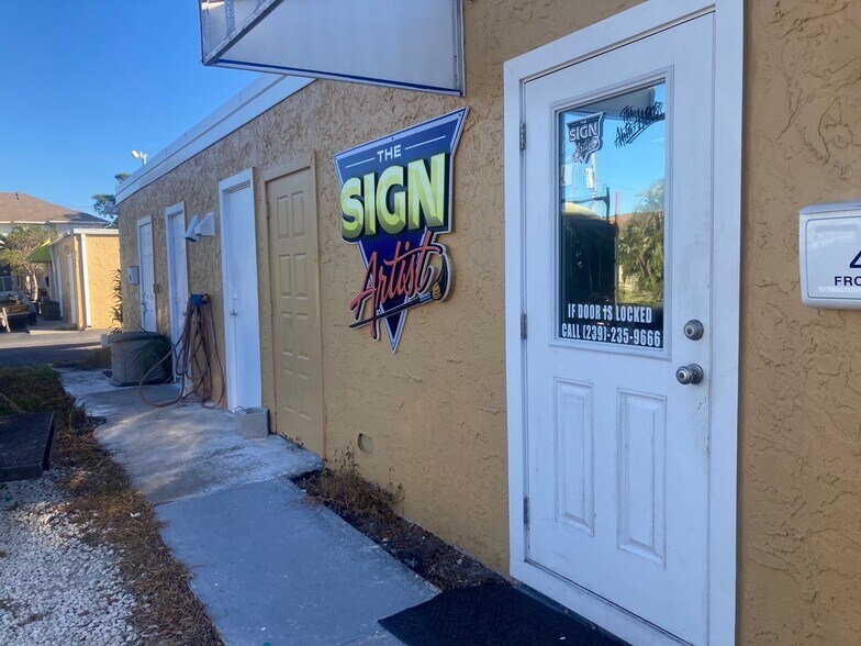 More Photos Of 47 Front St, Marco Island Self Storage For Lease