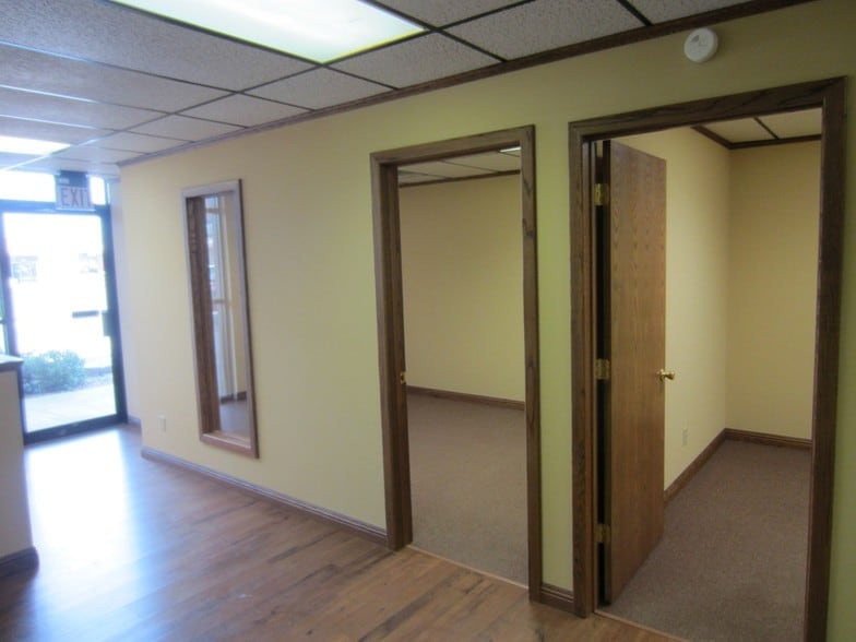 More Photos Of 5335-5337 S Campbell Ave, Springfield Office For Lease