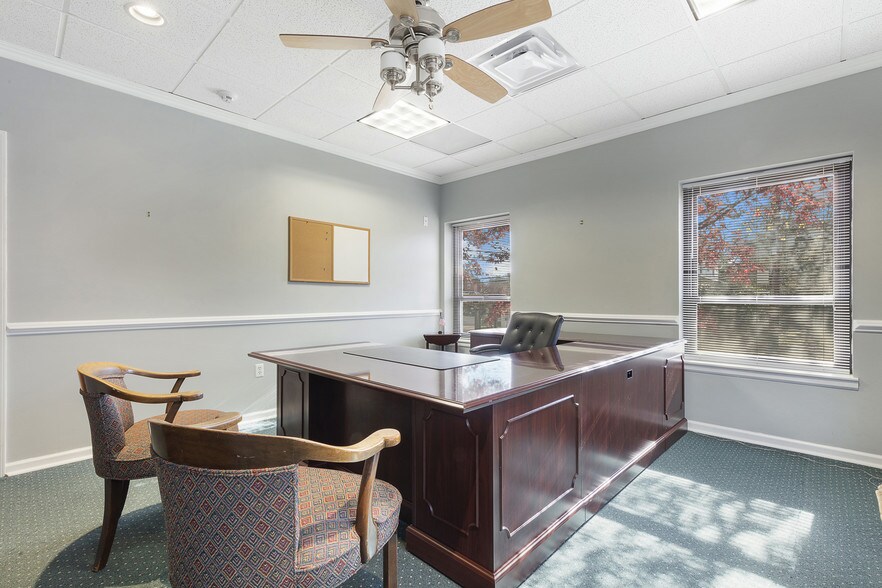 More Photos Of 188 E Bergen Pl, Red Bank Office For Sale