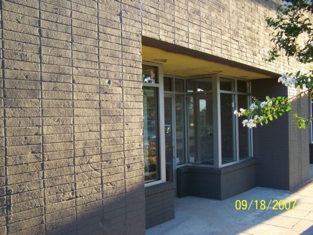 More Photos Of 140 E Crogan St, Lawrenceville Storefront Retail Office For Lease