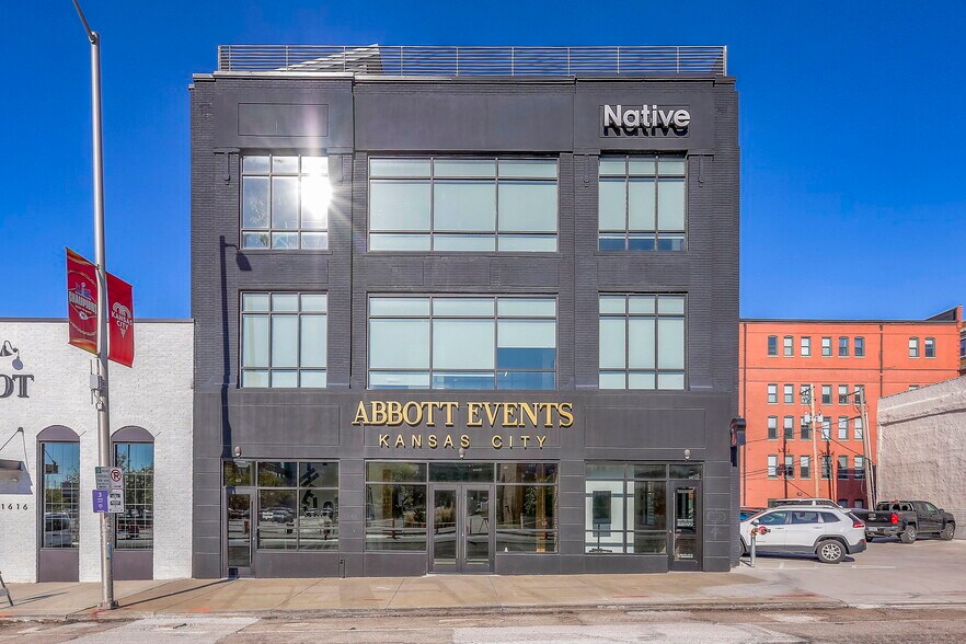 Primary Photo Of 1612 Grand Blvd, Kansas City Loft Creative Space For Lease