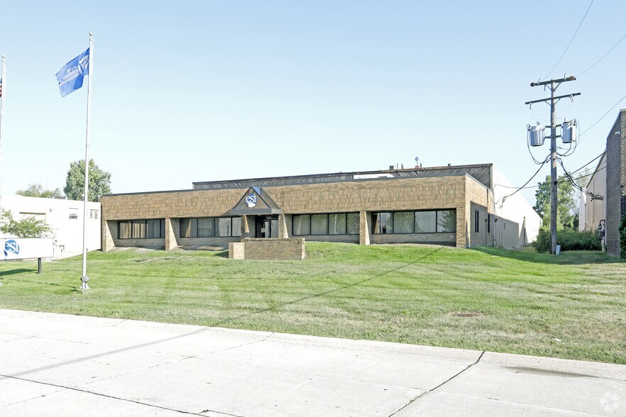 More Photos Of 1757 Larchwood Dr, Troy Manufacturing For Sale