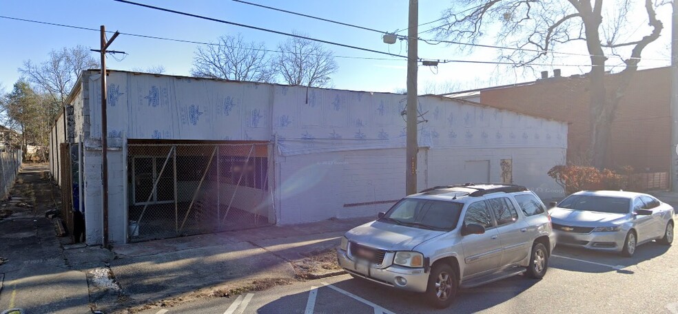 Primary Photo Of 1549 Ralph David Abernathy Blvd SW, Atlanta Freestanding For Lease