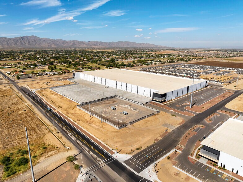 Primary Photo Of NWC of Route 303 & W Glendale Avenue, Litchfield Park Unknown For Lease