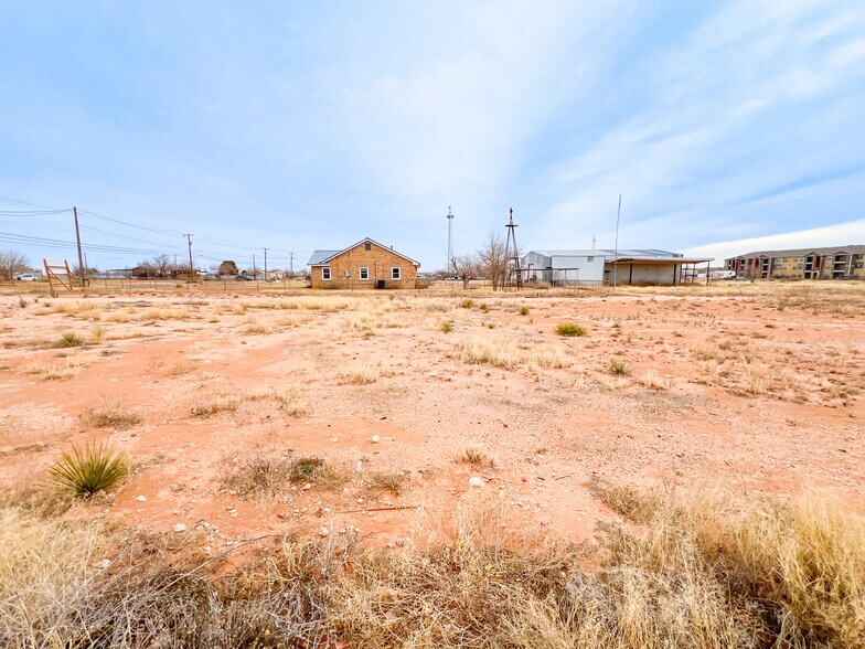More Photos Of 1707 W Francis Ave, Midland Land For Sale