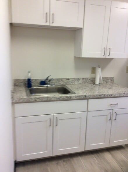 More Photos Of 5 Community Dr, Augusta Office For Sale