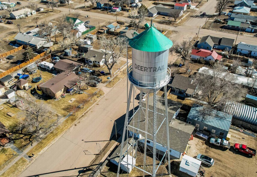 More Photos Of 604 1st Ave, Deer Trail Storefront For Sale