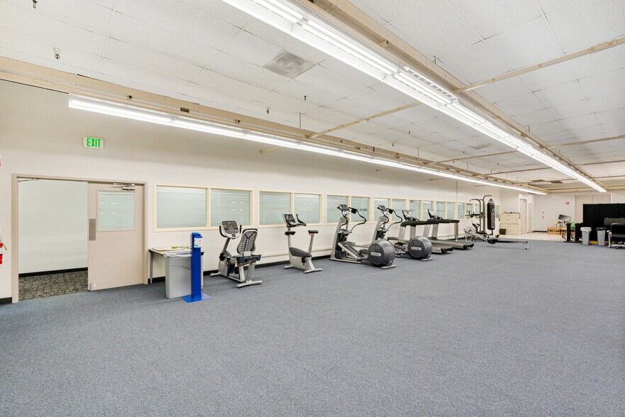 More Photos Of 980 University Ave, Los Gatos Flex For Sale