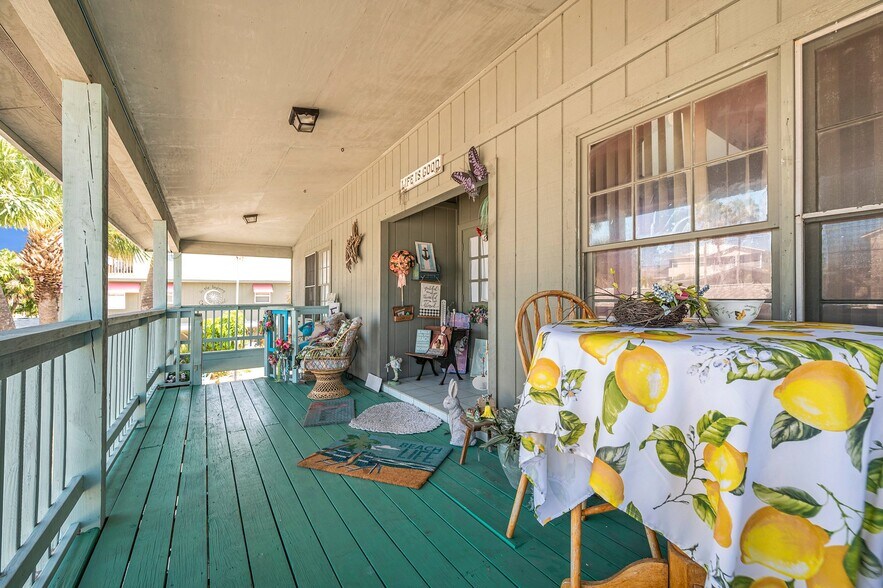More Photos Of 1803 Gulf Blvd, Indian Rocks Beach Hotel For Sale