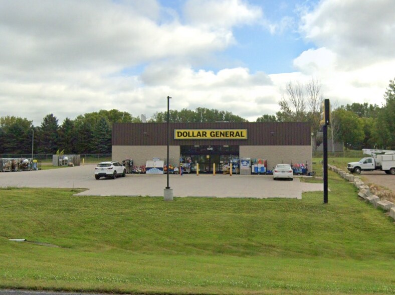 More Photos Of 406 N 5th Ave E, Truman Freestanding For Sale