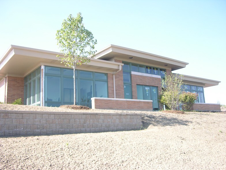More Photos Of 28369 Davis Pky, Warrenville Office For Lease
