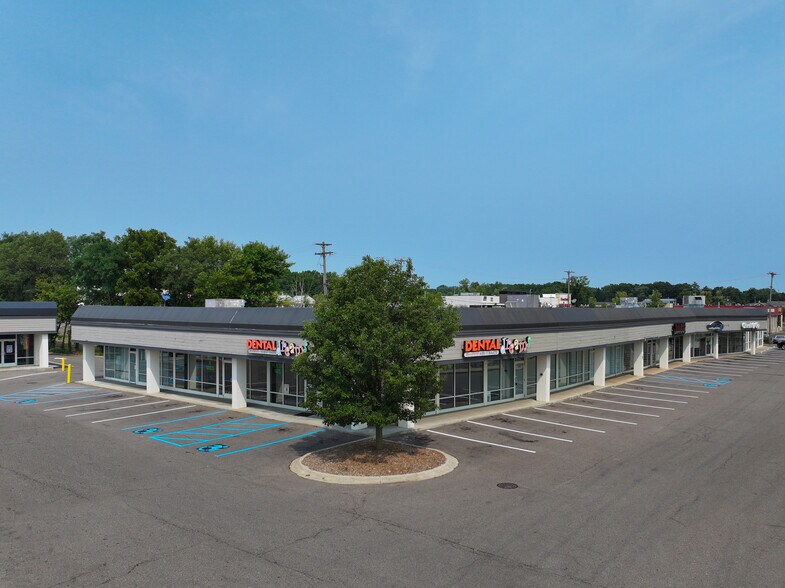 More Photos Of 5132-5228 S Westnedge Ave, Portage Unknown For Lease