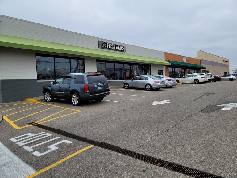 More Photos Of 11711 Princeton Pike, Cincinnati Unknown For Lease