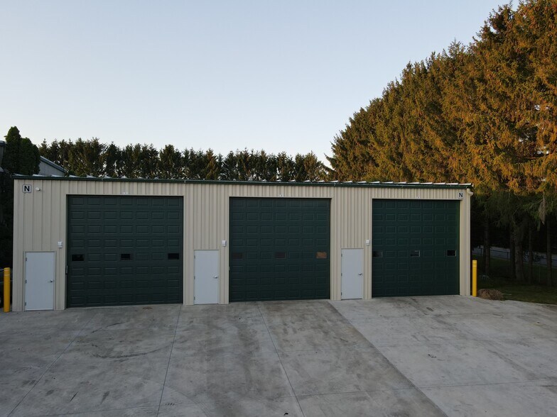 More Photos Of 7646 Conifer Ct, De Forest Warehouse For Lease