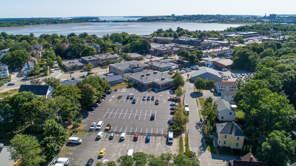 More Photos Of 550 Forest Ave, Portland Office For Lease