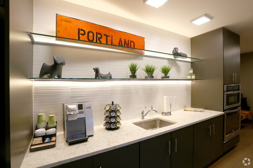 More Photos Of 3705 N Overlook Blvd, Portland Apartments For Sale