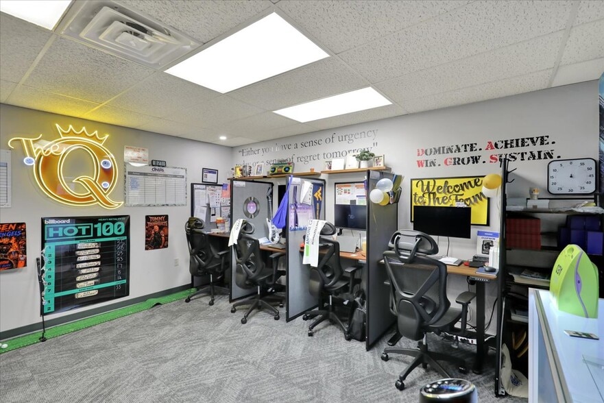 More Photos Of 2745A Leisczs Bridge Rd, Reading Industrial For Sale