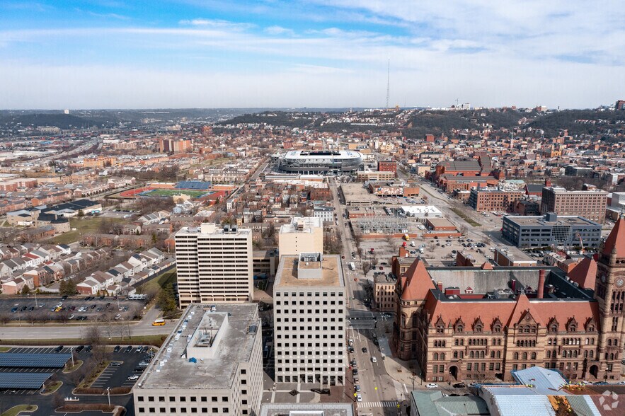 More Photos Of 895 Central Ave, Cincinnati Loft Creative Space For Lease