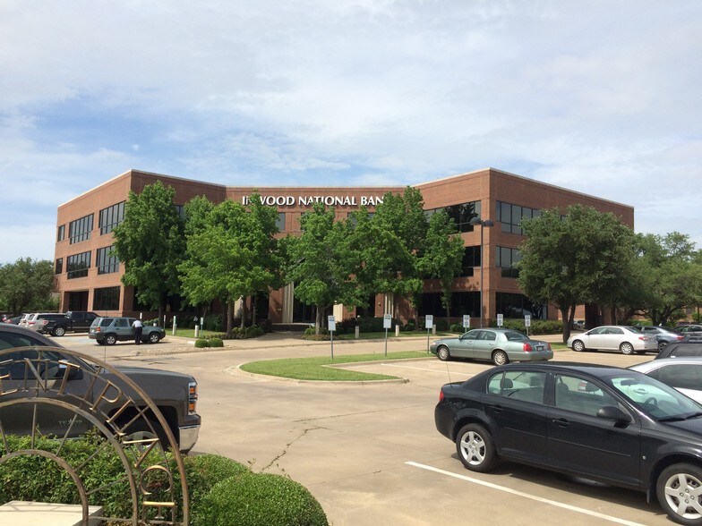 More Photos Of 2220 San Jacinto Blvd, Denton Office For Sale