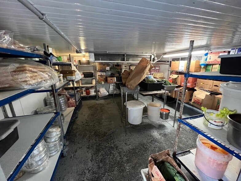 More Photos Of 520 Jersey Ave, Jersey City Storefront Retail Residential For Lease