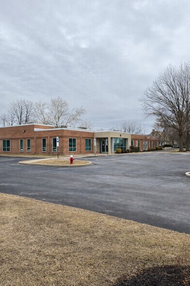 More Photos Of 109 Pheasant Run, Newtown Manufacturing For Sale