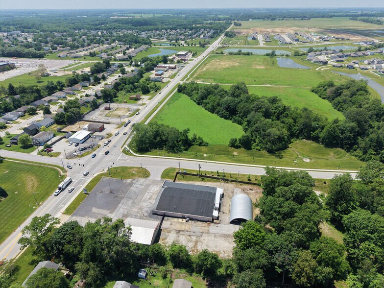 More Photos Of 1120 W Main St, Danville Land For Lease