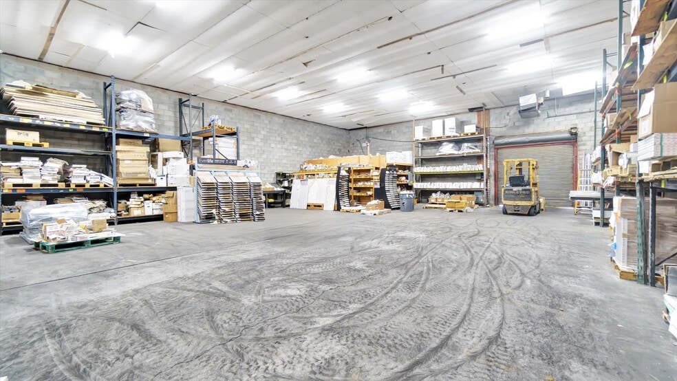 More Photos Of 1179 Old Country CR-58 Rd, Riverhead Showroom For Sale