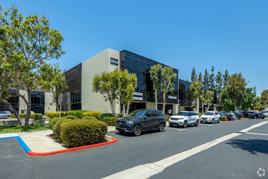 More Photos Of 3914 Murphy Canyon, San Diego Unknown For Lease