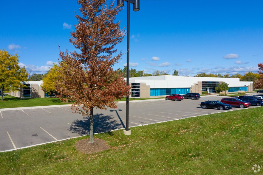 More Photos Of 5850 Mercury Dr, Dearborn Research And Development For Lease