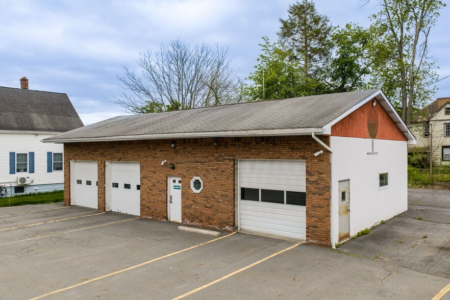 More Photos Of 29 Church St, Port Jervis Flex For Sale