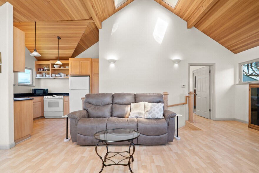 More Photos Of 518 Capitola Ave, Capitola Multifamily For Sale