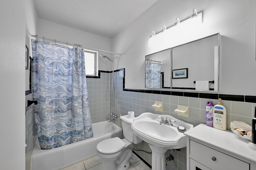 More Photos Of 1240 14th St, Miami Beach Apartments For Sale