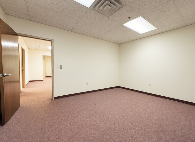 More Photos Of 5700-5730 Buford Hwy, Norcross Unknown For Lease