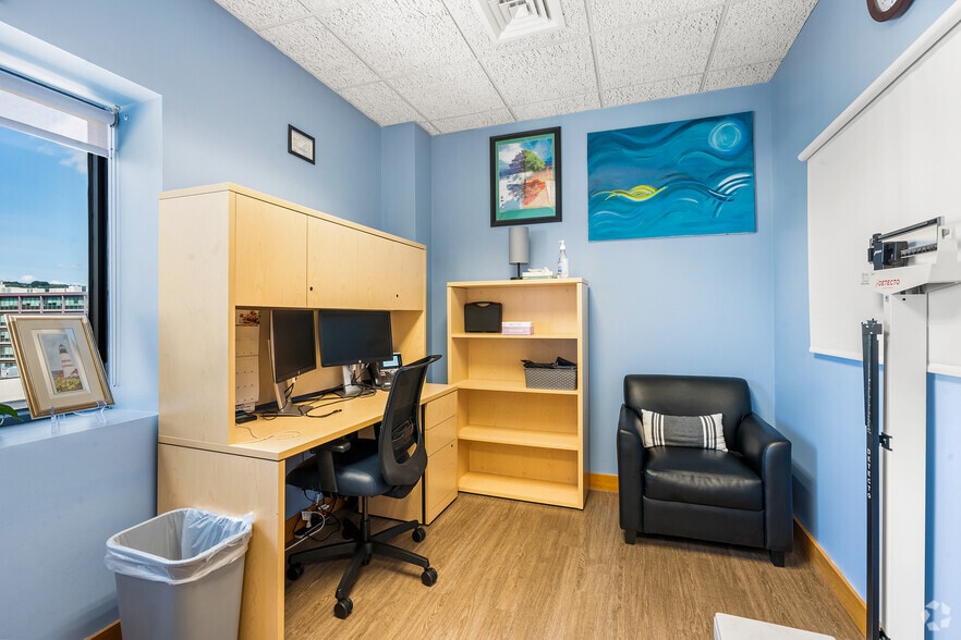 More Photos Of 255 Bank St, Waterbury Office For Sale
