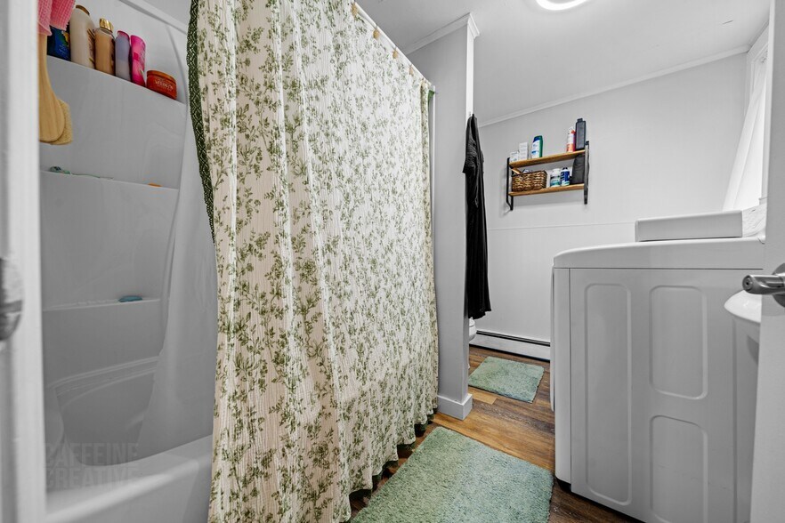 More Photos Of 15 South St, Freeport Apartments For Sale