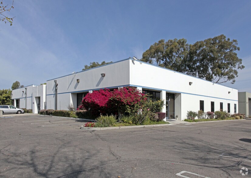 Primary Photo Of 1691 Browning, Irvine Research And Development For Lease