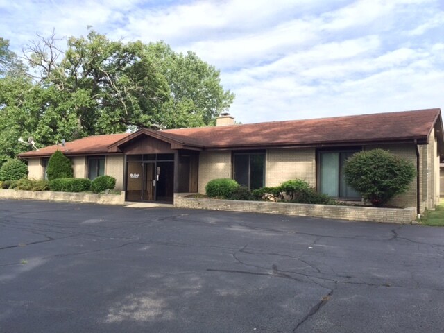Primary Photo Of 19323 E Route 20, Marengo Medical For Lease