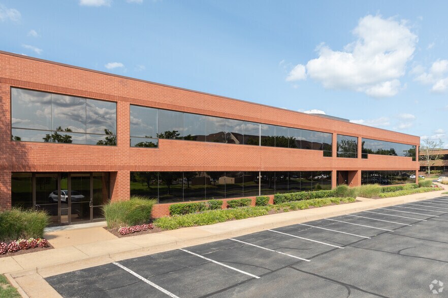 More Photos Of 14020 Thunderbolt Pl, Chantilly Light Manufacturing For Lease