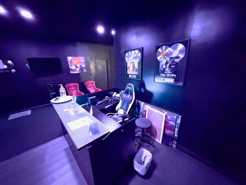 More Photos Of 5670 Schaefer Ave, Chino Light Distribution For Lease