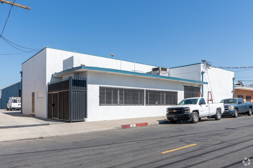 Primary Photo Of 651 Arroyo Ave, San Fernando Warehouse For Lease